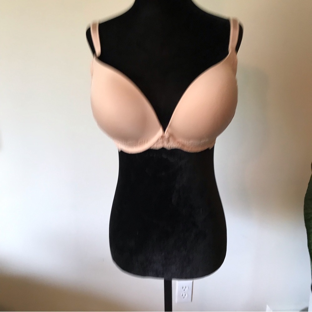 TORRID plunge push up bra.  Brand new with tags. 36 DDD.